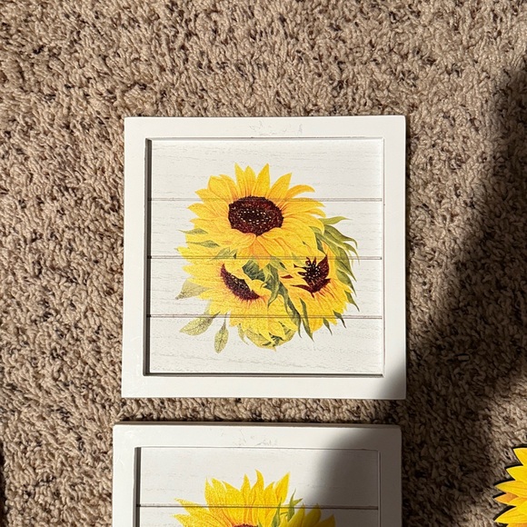 Sunflower bundle #1 this contains 4 wall decor items one is a set of 3 pictures - Picture 3 of 9
